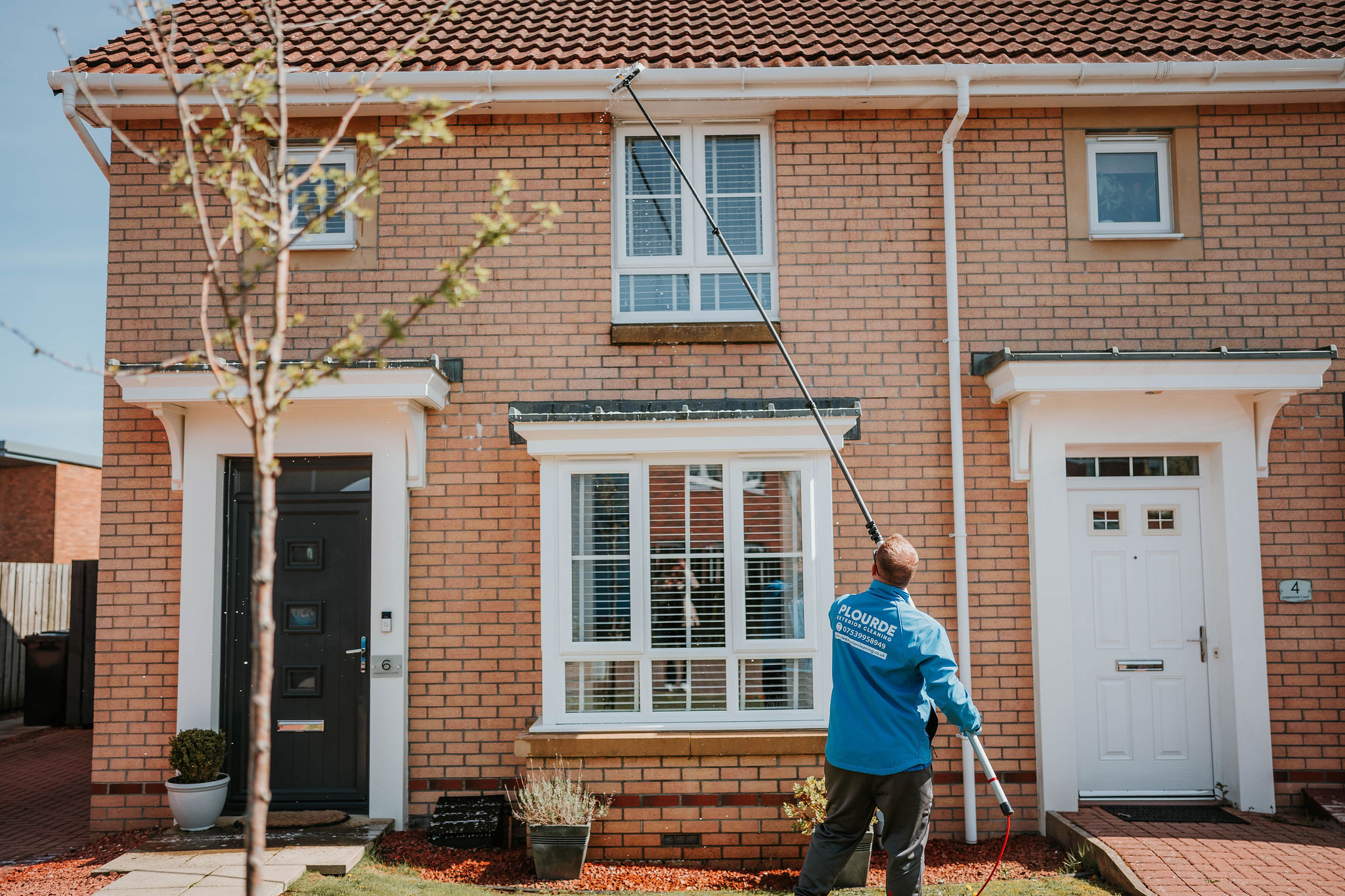 Streak-free window cleaning by Plourde Exterior Cleaning