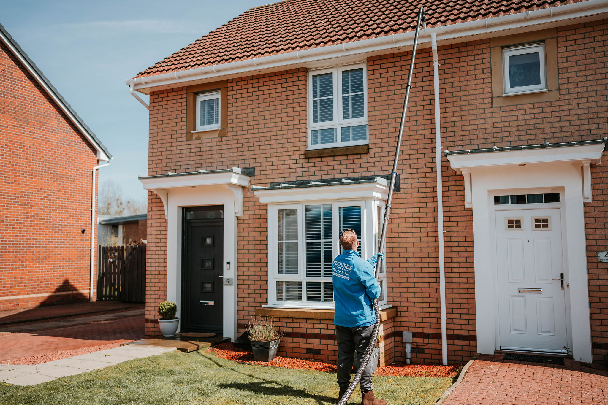 Window cleaning by Plourde Exterior Cleaning
