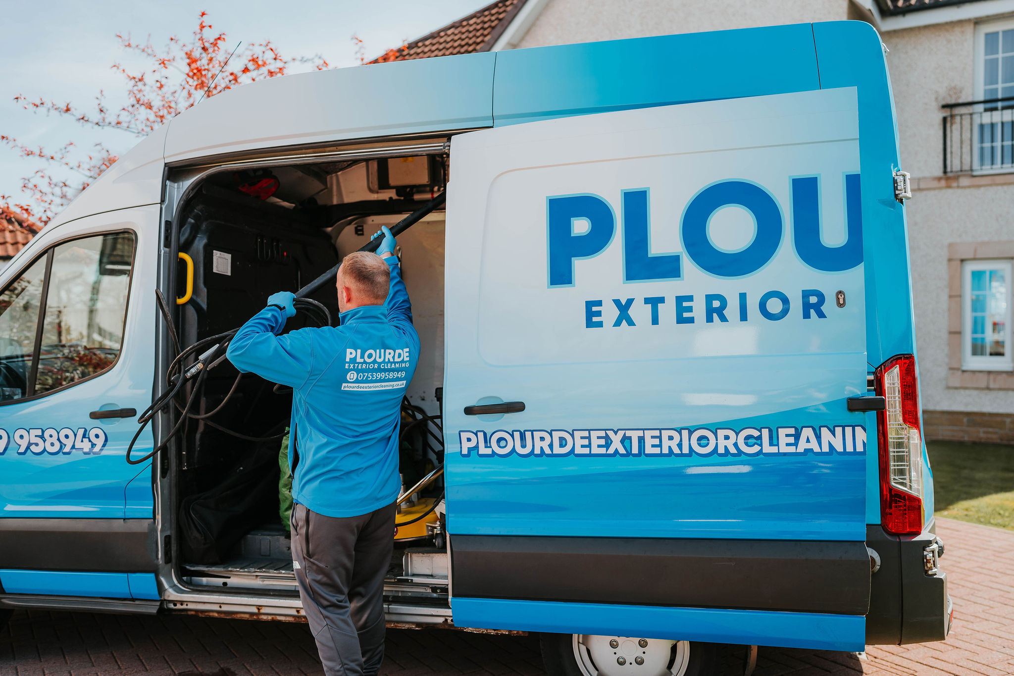 Roofline cleaning by Plourde Exterior Cleaning