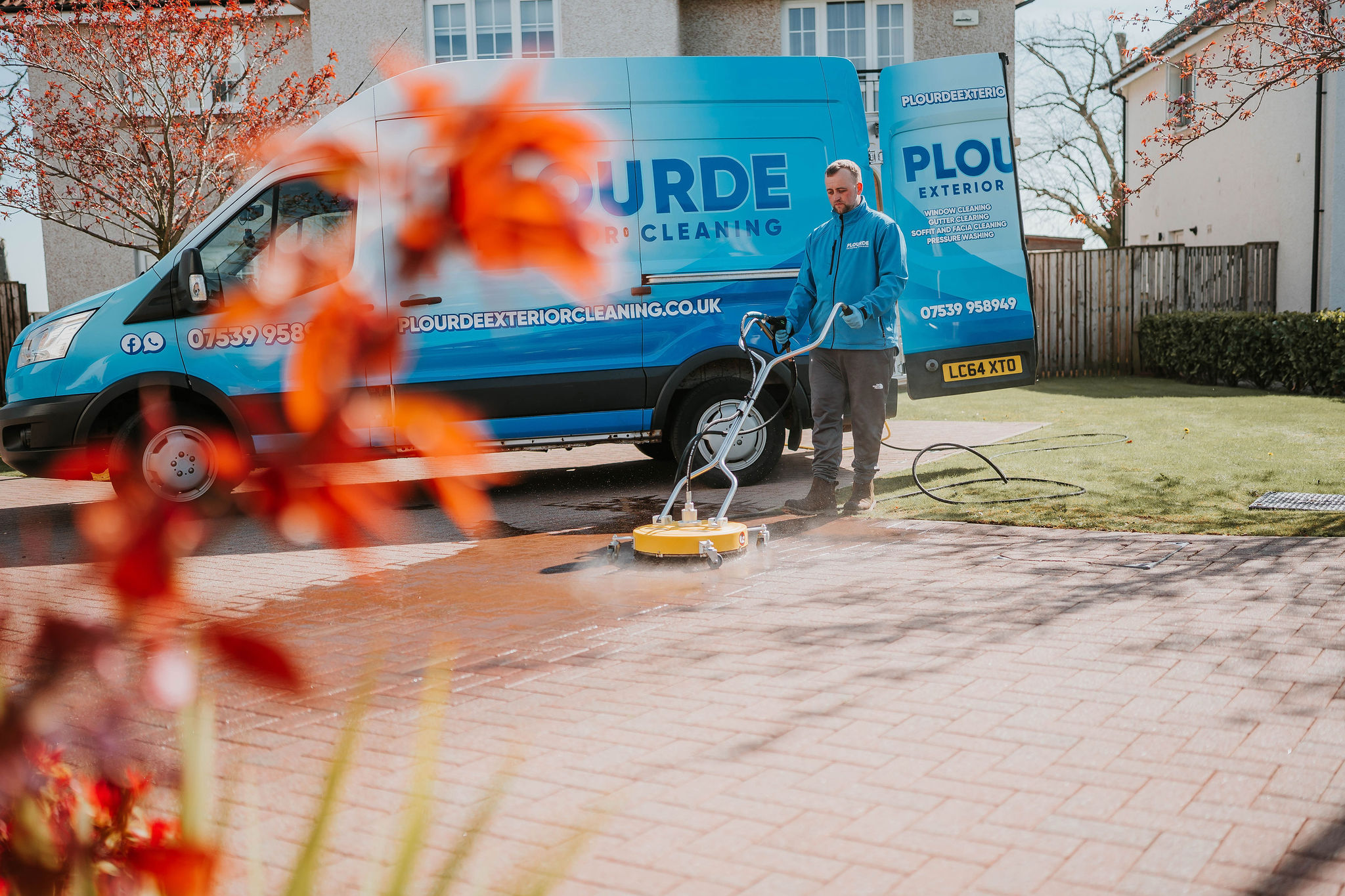 Fascia and soffit cleaning by Plourde Exterior Cleaning